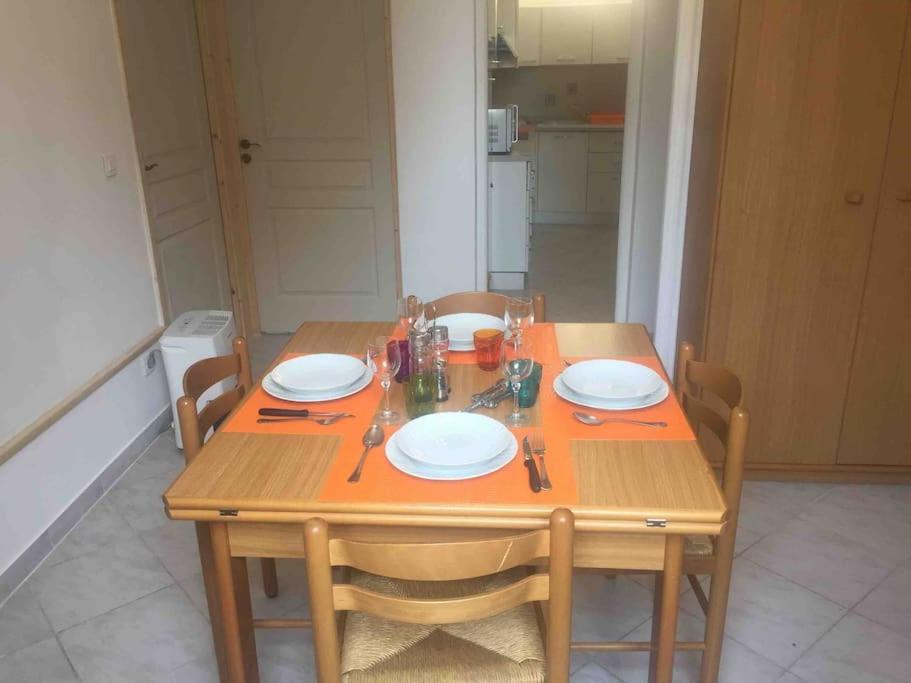 Calme Et Tranquillite Et Un Soupir Vila Menton Exterior foto